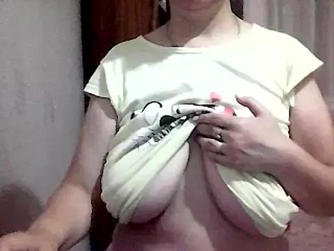 EvelinaRose from StripChat