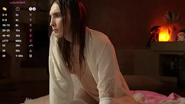 EvelineMeyer from StripChat
