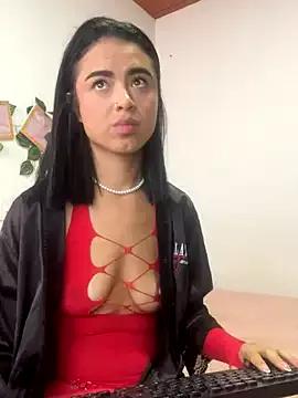 Evelinmiller9 from StripChat
