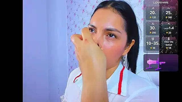 evelinn_belen from StripChat