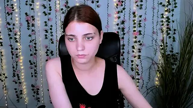 evelyn_muse from StripChat