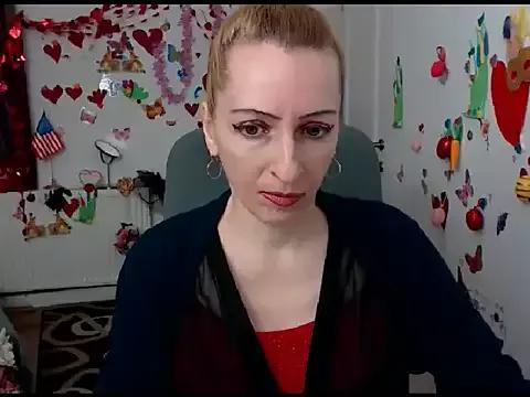 EvelynAngell from StripChat