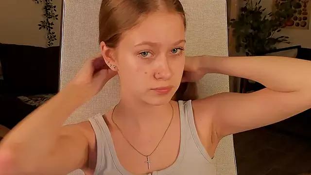 EveMundie from StripChat
