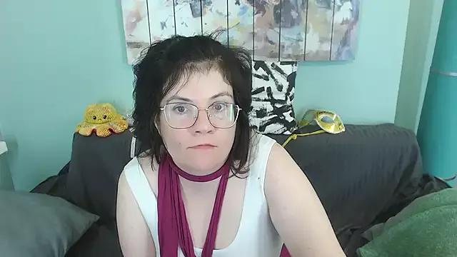 EverlyRays from StripChat