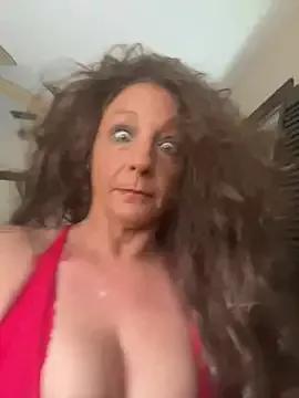 Everlyrose27 from StripChat