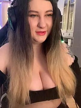 Evie_Pie from StripChat