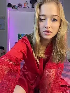 Evielle from StripChat