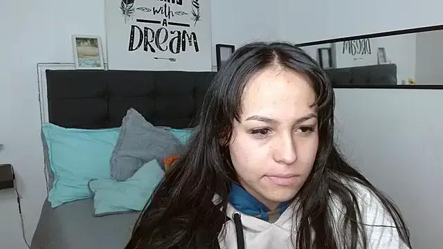 Eymmy_24 from StripChat