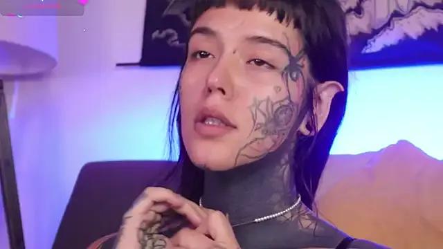 FairyFlexxx from StripChat is Freechat