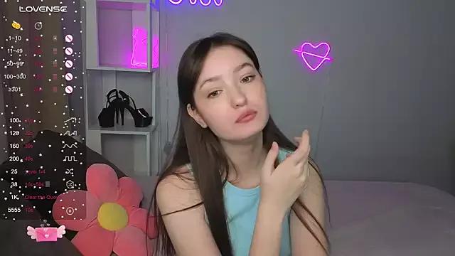 Fairyy_Moon from StripChat is Freechat