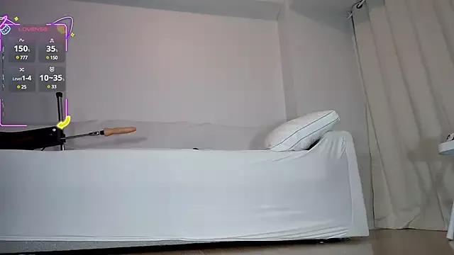 Fallen_Virtue from StripChat