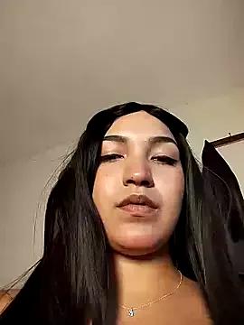 FallsForHerSmile from StripChat