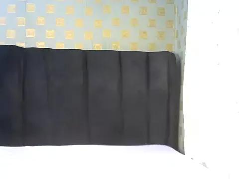 Famous_ryleigh webcams show profile image 