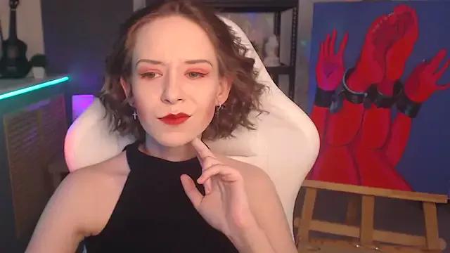 Discover our girls online shows and discover the company of countless livestreamers, with stunning shapes, sex toys and more.