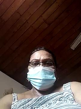 FemMom from StripChat
