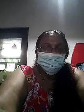 FemMom from StripChat