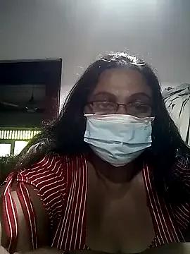 FemMom from StripChat