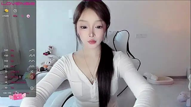 FFinthebed from StripChat