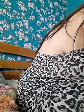 Finallytty_womandportypat from StripChat is Freechat
