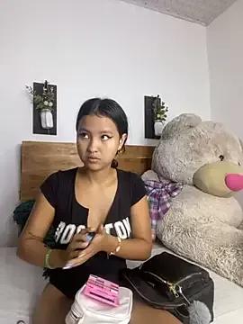 Firuze_Hatunn webcams show profile image 