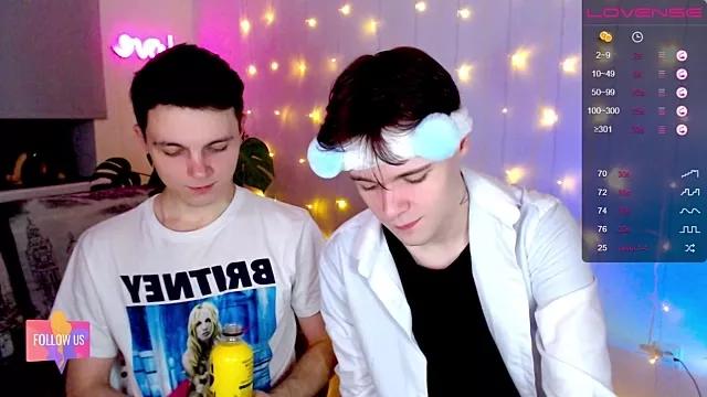 Fizz_Wood from StripChat
