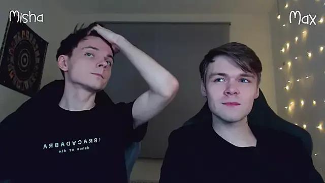 Fizz_Wood from StripChat