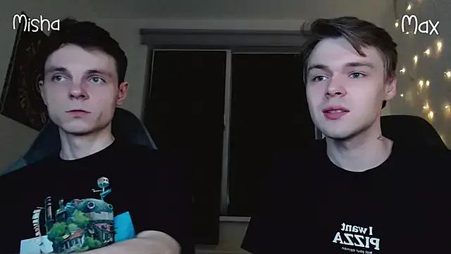 Fizz_Wood from StripChat