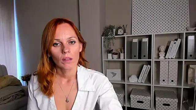 Discover our girls online shows and discover the company of countless livestreamers, with stunning shapes, sex toys and more.