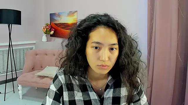 FlirtyAura webcams show profile image 