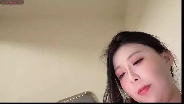 Flower520hua webcams show profile image 