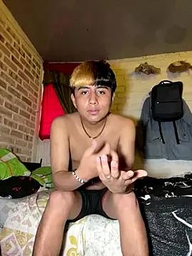 FlpGmz webcams show profile image 