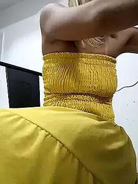 fofinhaa12 from StripChat