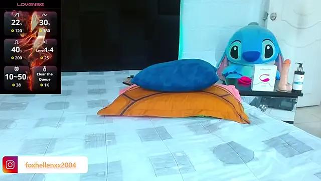 foxhellenxxxx from StripChat is Freechat