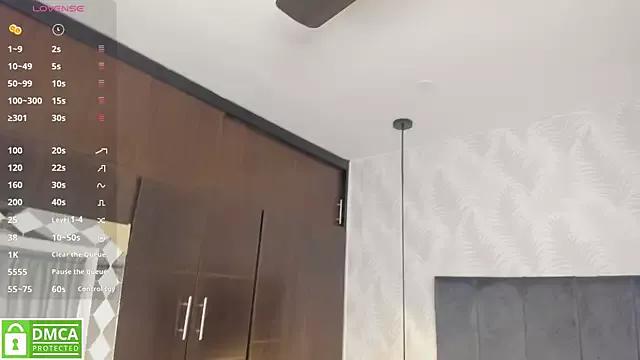 Foxx__Tatto_ from StripChat