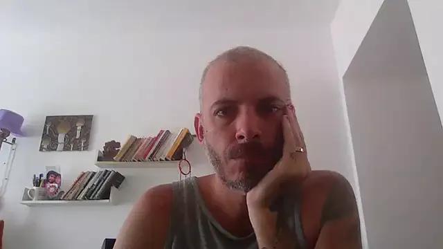 foxxxyntrippy from StripChat