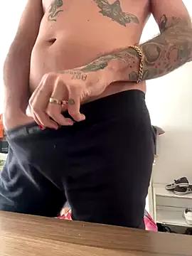 foxxxyntrippy from StripChat