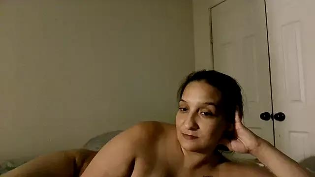 Foxyashley webcams show profile image 