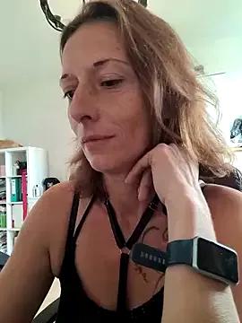 FrauMueller webcams show profile image 