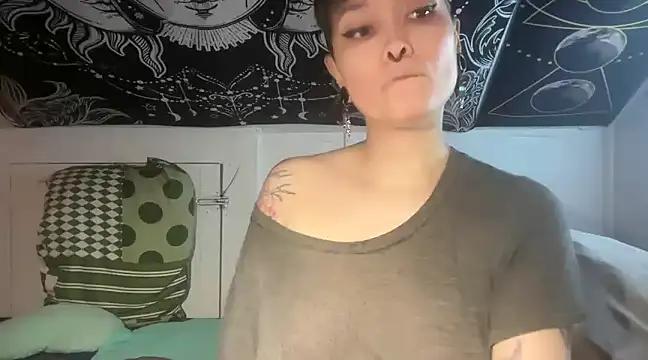 FRRANNKIE from StripChat