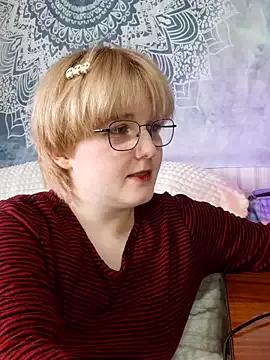 FynnRawr from StripChat