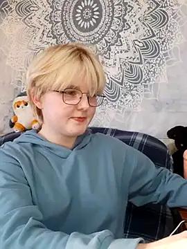 FynnRawr from StripChat
