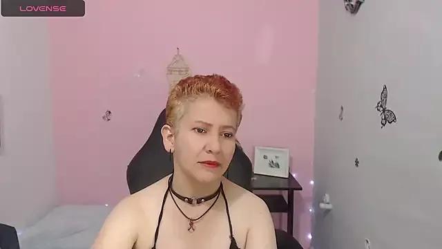 gabbie_carter69 from StripChat