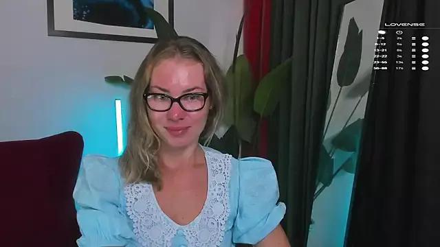 GabiRosie from StripChat is Freechat