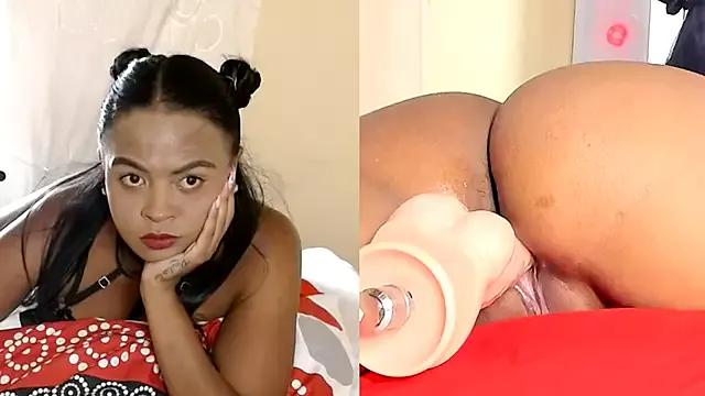 Discover our girls online shows and discover the company of countless livestreamers, with stunning shapes, sex toys and more.