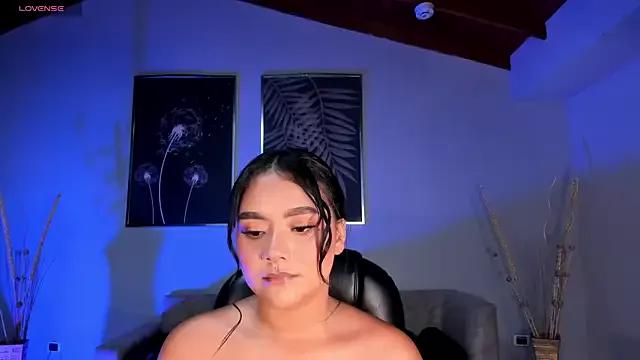 GabriellaLee from StripChat is Freechat
