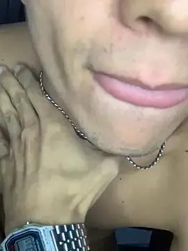 Gabrielzinnnn085 webcams show profile image 
