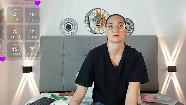 gabyhot08 from StripChat is Freechat