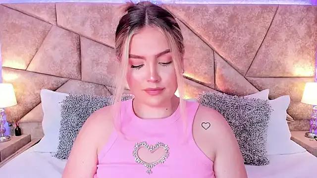 GaiaBaker from StripChat