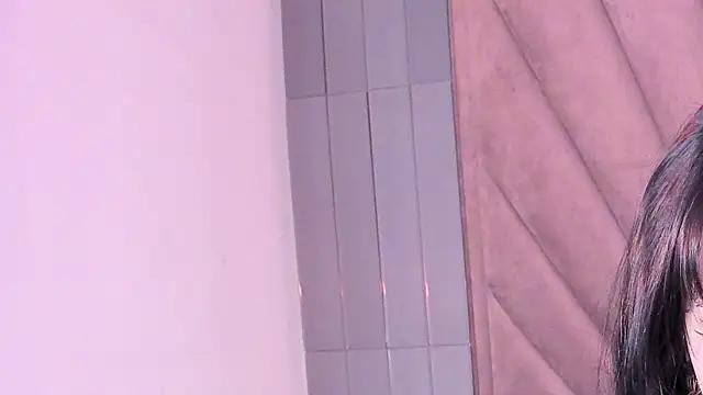GaiaJones from StripChat