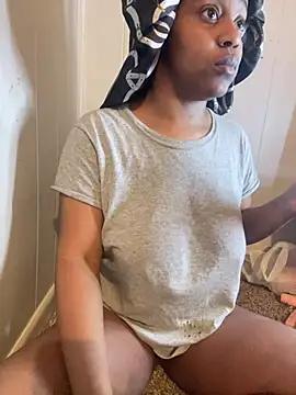 Galaxybabe23 from StripChat